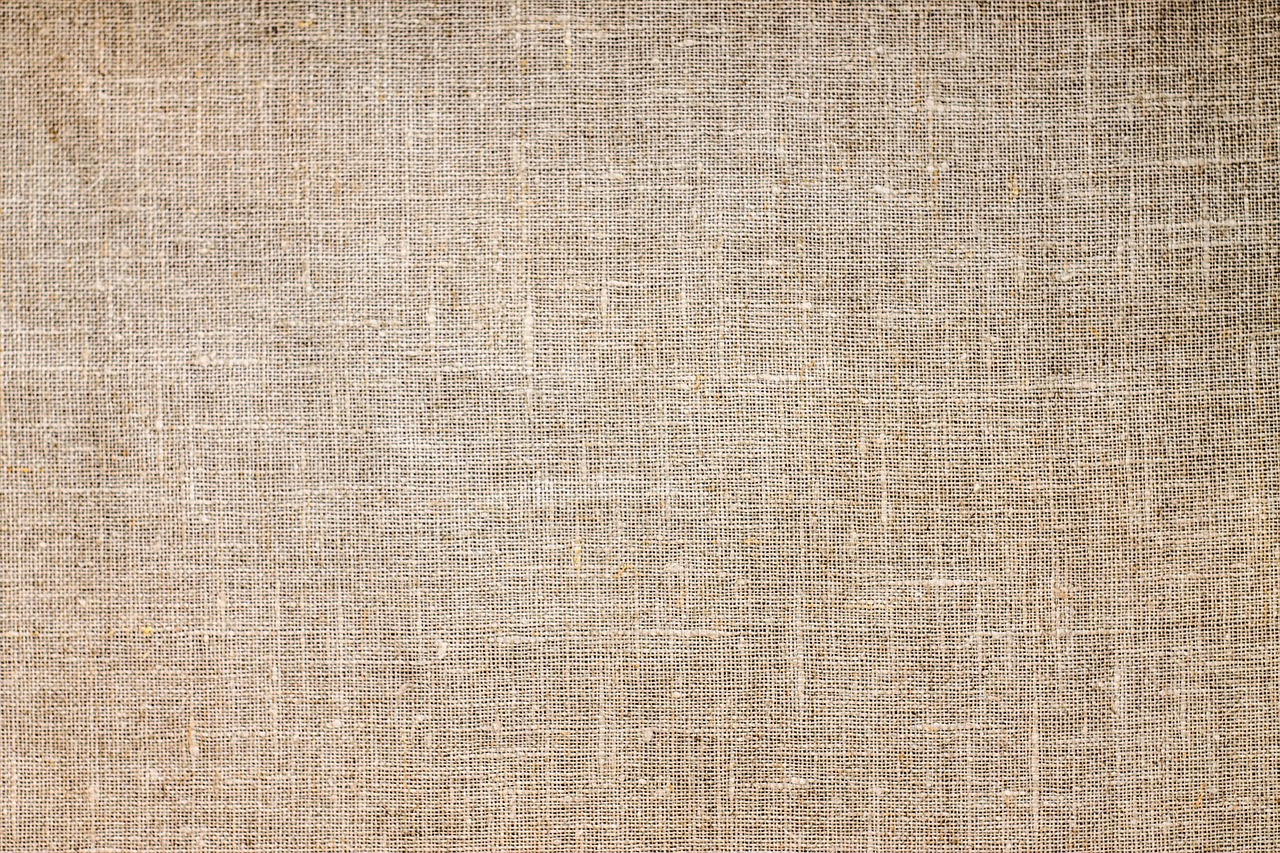 Minimalistische keuken met natuurstenen aanrechtblad. Minimalistische keuken met natuurstenen aanrechtblad.