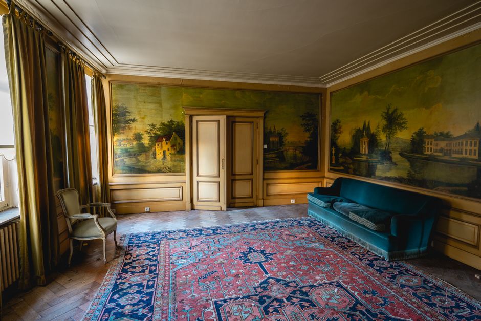Magische avondtuin met lichtgevend fotobehang. Magische avondtuin met lichtgevend fotobehang.